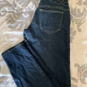 High waisted jeans